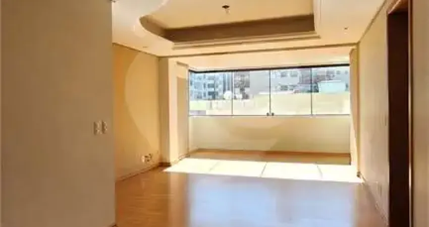 Apartamento com 3 quartos à venda em Petrópolis - RS