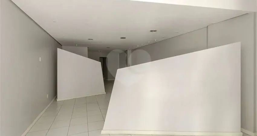 Sala comercial à venda na Rua General Pedro Bittencourt, 14, Passo da Areia, Porto Alegre