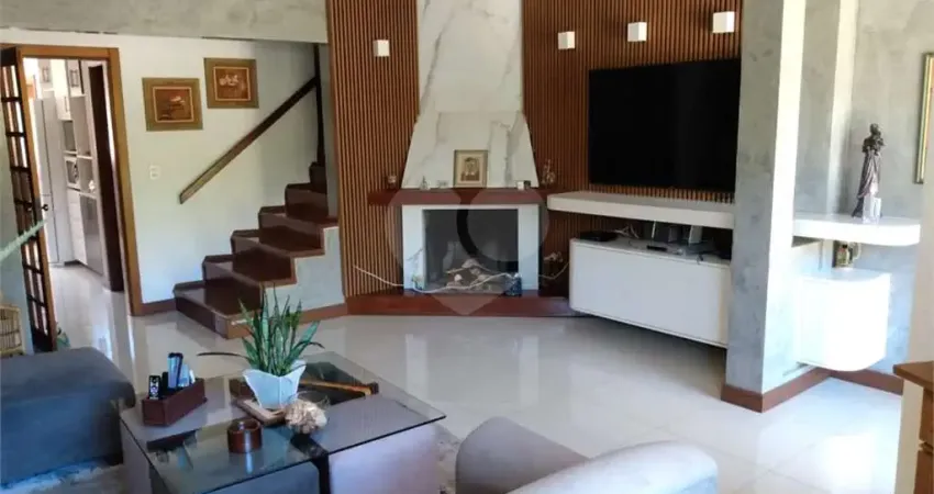 Terreno em condomínio fechado à venda na Tristeza, Porto Alegre 