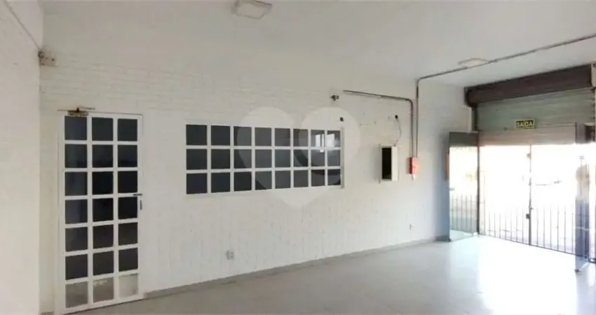 Prédio à venda na Rua Moura Azevedo, 3080, São Geraldo, Porto Alegre