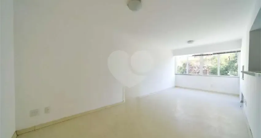 Apartamento com 3 quartos para alugar na Bela Vista, Porto Alegre