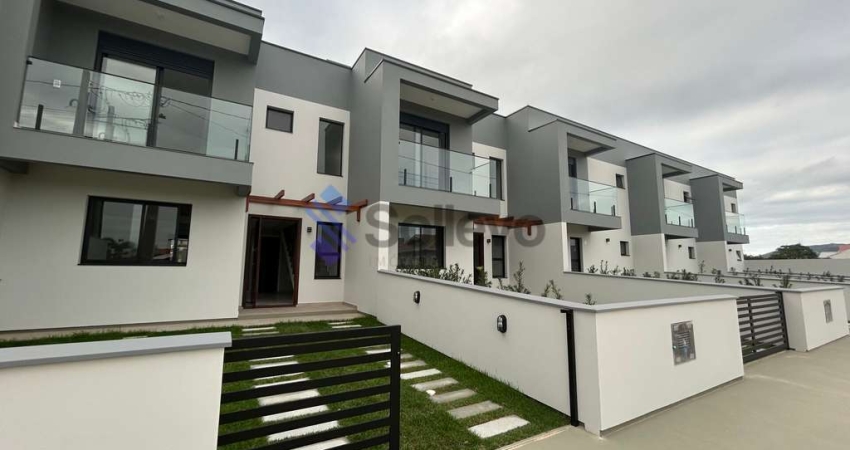 Casa à venda no bairro Palhocinha - Garopaba/SC