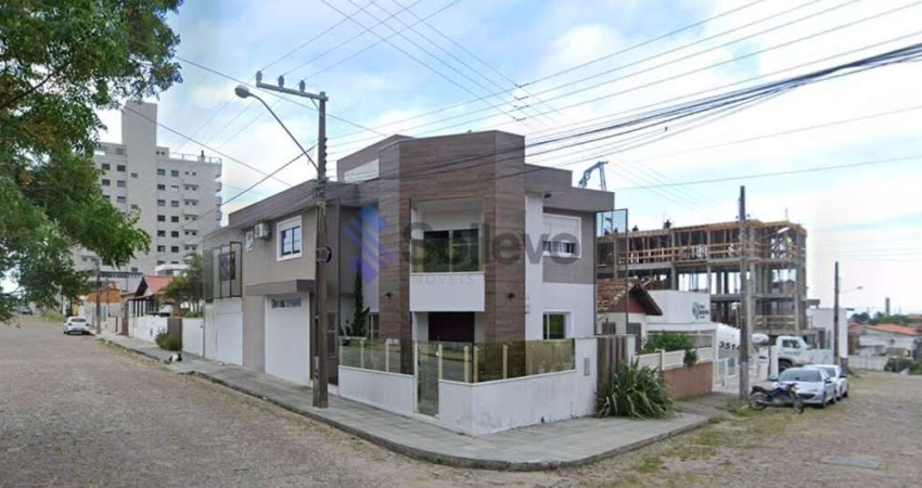 Casa à venda no bairro Centro - Imbituba/SC