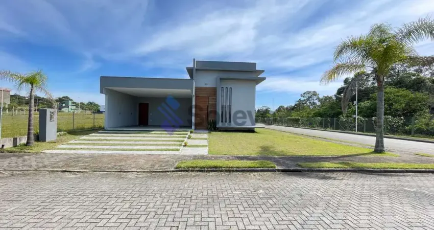 Casa moderna em condomínio fechado - acesso exclusivo para lagoa de ibiraquera