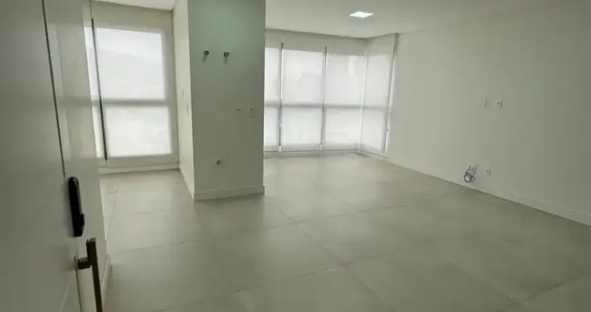 Locação anual apartamento alto padrão no edifício home square residence