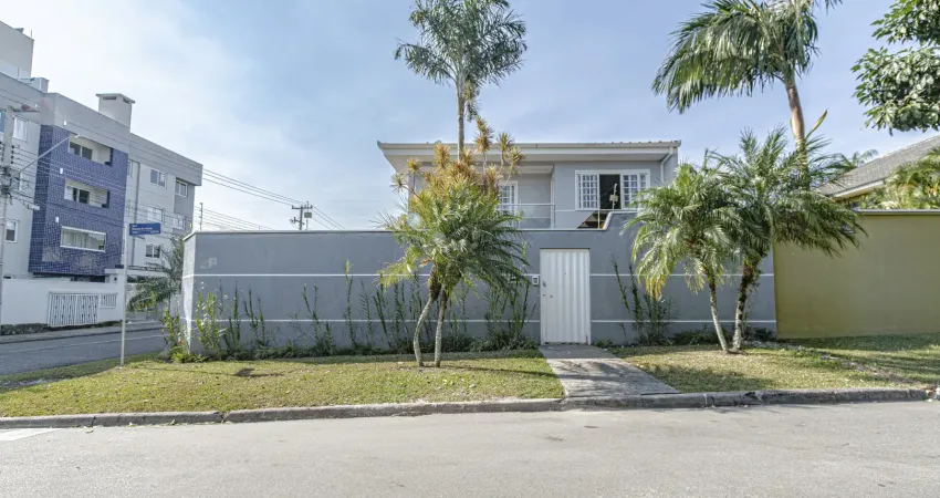 Mobiliada e decorada, casa sobrado a venda no centro de pinhais no paraná