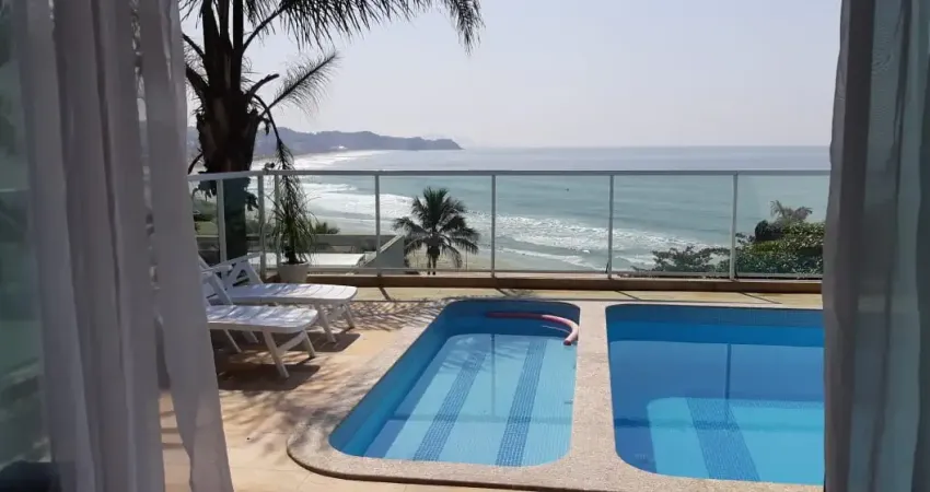 Locação temporada casa com piscina na praia dos amores em balneário camboriú