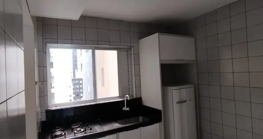 Frente mar locação anual apartamento com 2 dormitórios  sendo 1 suíte
