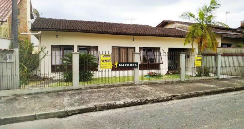 Casa com 4 quartos à venda na Rua Adolfo Trincks, Glória, Joinville