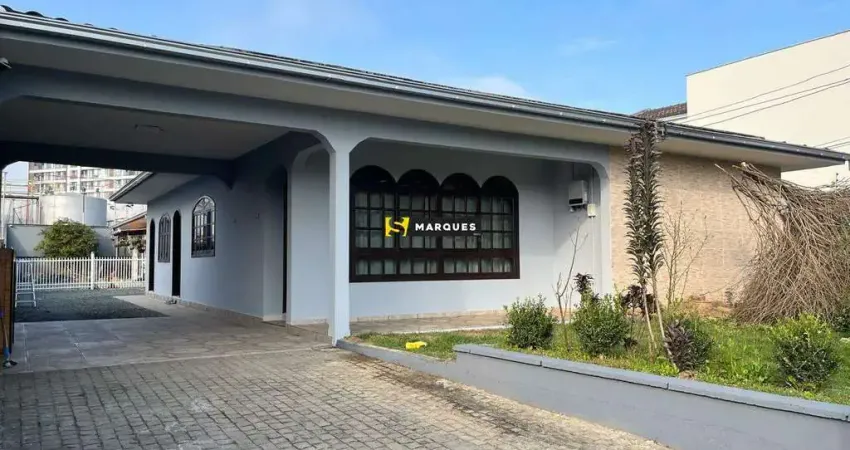 Casa para aluguel, 1 quarto, 2 suítes, 2 vagas, Bom Retiro - Joinville/SC