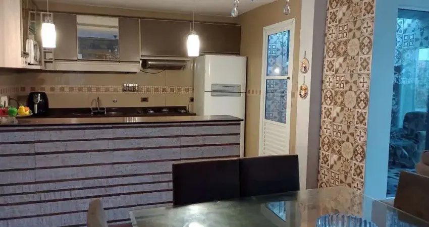 Casa em condomínio fechado com 3 quartos à venda na Avenida Vinte e Cinco de Julho, 755, Três Vendas, Pelotas