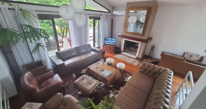 Casa Alto Padrão para Venda na Colina do Sol Pelotas-RS