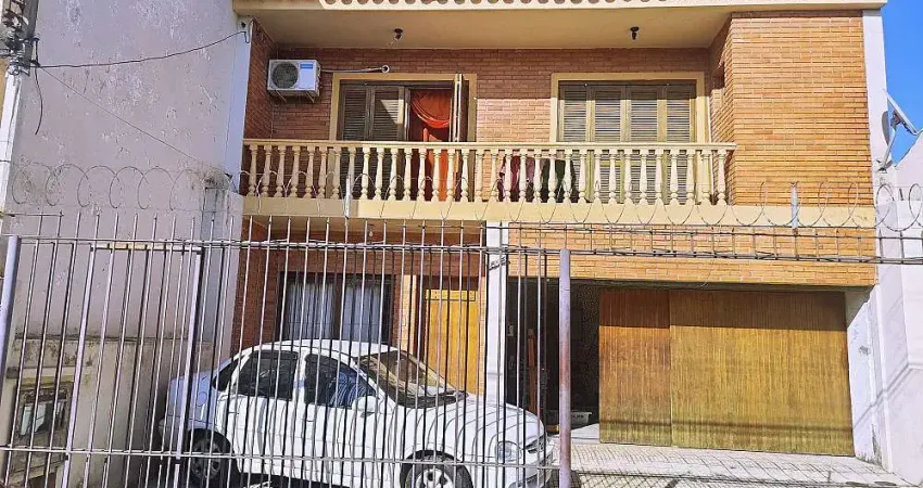 Casa com 4 quartos à venda no Centro, Pelotas