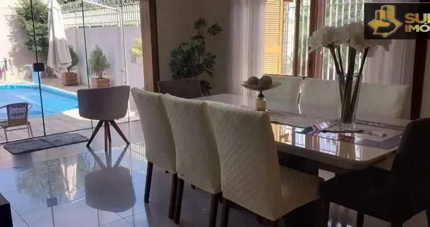 Casa com 4 quartos à venda no Centro, Pelotas 