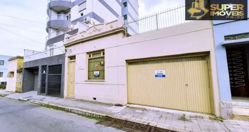Casa com 3 quartos à venda no Centro, Pelotas 