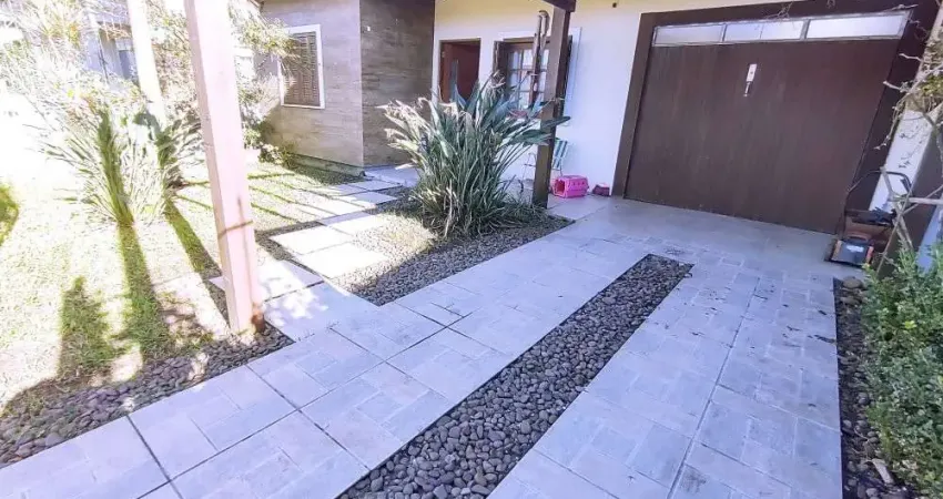 Casa nas Três Vendas. 2 quadras da 25 de Julho Pelotas-RS