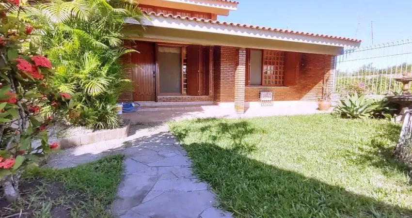 Belíssima Casa Alto Padrão para venda no Laranjal Pelotas-RS