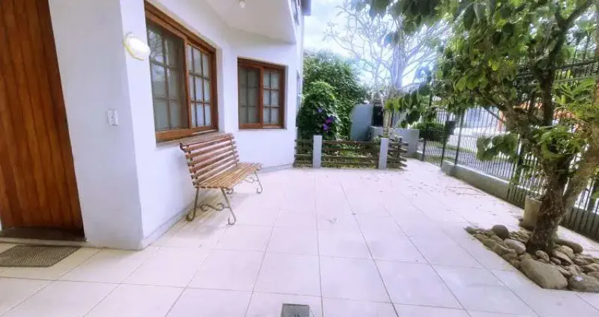 Casa Alto Padrão na Colina do Sol para Venda Pelotas/RS