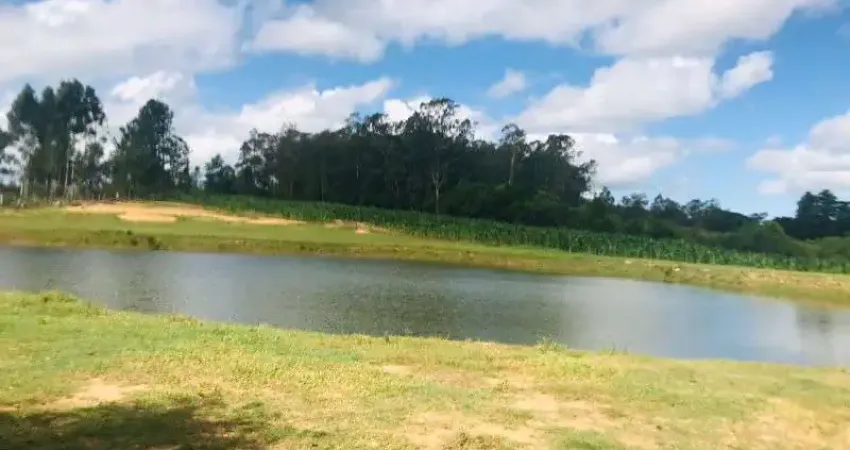 Lindo Sitio em Monte Bonito Pelotas-RS com 3 Casas