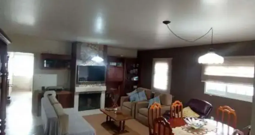 Casa com 3 quartos à venda na Avenida Rio Grande do Sul, Laranjal, Pelotas