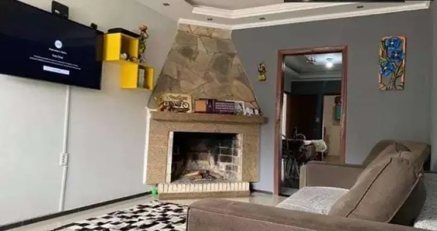 Casa com 6 quartos à venda na Rua José Claro Maciel, Fragata, Pelotas