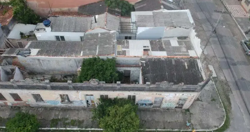 Terreno à venda na Rua Álvaro Chaves, Centro, Pelotas