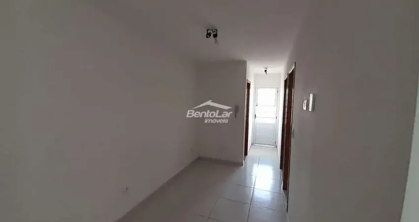 Casa com 2 quartos para alugar na Rua Capitão Ferraiuolo, Vila Invernada, São Paulo