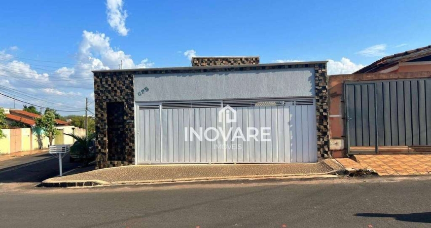 Casa com 3 dormitórios à venda, 147 m² por R$ 400.000,00 - Centro - Itumbiara/GO