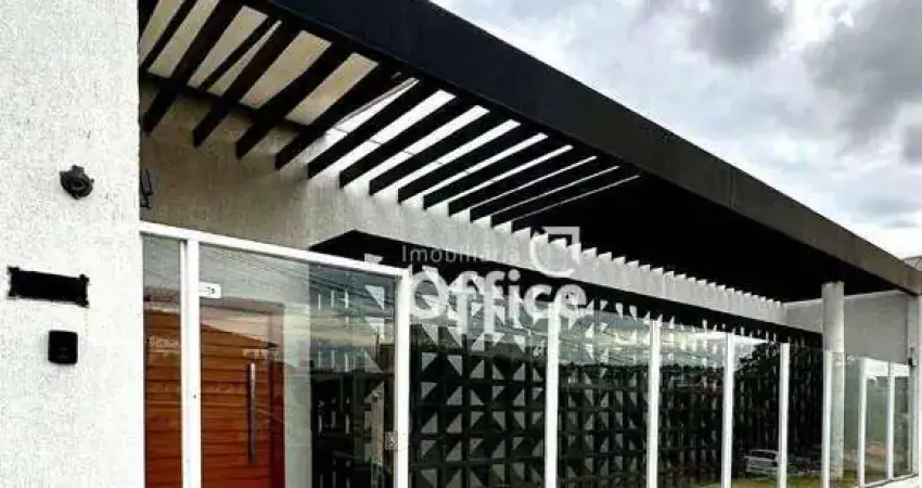 Casa com 3 quartos à venda, 180 m² por R$ 580.000 - Vila Miguel Jorge - Anápolis/GO