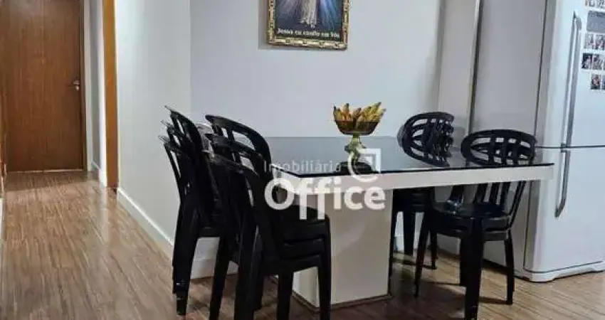 Apartamento com 3 quartos à venda, 79 m² por R$ 315.000 - Chácaras Colorado - Anápolis/GO