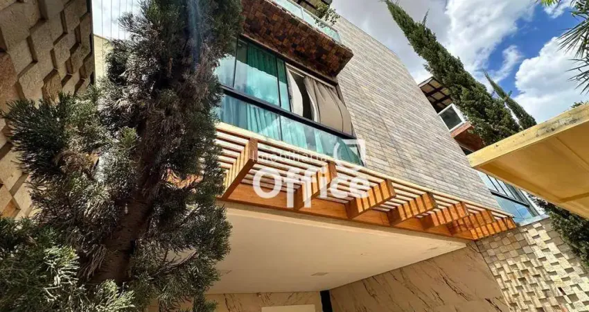 Sobrado com 3 quartos à venda, 350 m² por R$ 750.000 - Residencial Flor do Cerrado - Anápolis/GO