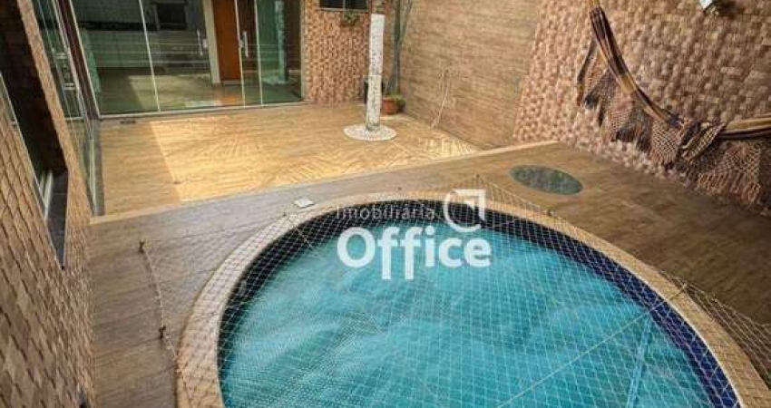 Casa com 3 quartos à venda, 250 m² por R$ 720.000 - Parque dos Pirineus - Anápolis/GO