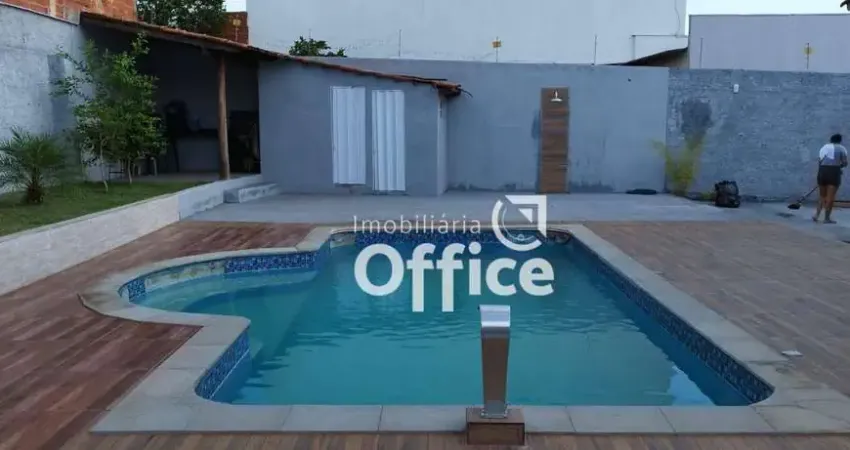 Casa á Venda na Melhor Localização do Bairro Anápolis City com Piscina.