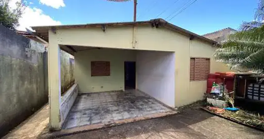 Casa com 4 quartos à venda, 160 m² por R$ 300.000 - Vila Jaiara - Anápolis/GO