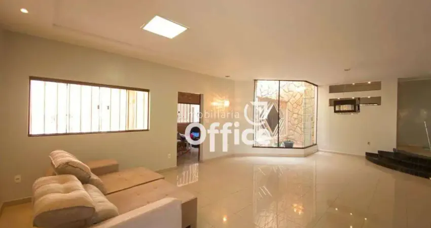 Casa com 4 dormitórios à venda, 429 m² por R$ 1.200,00 - Parque Brasília 2a. Etapa - Anápolis/GO