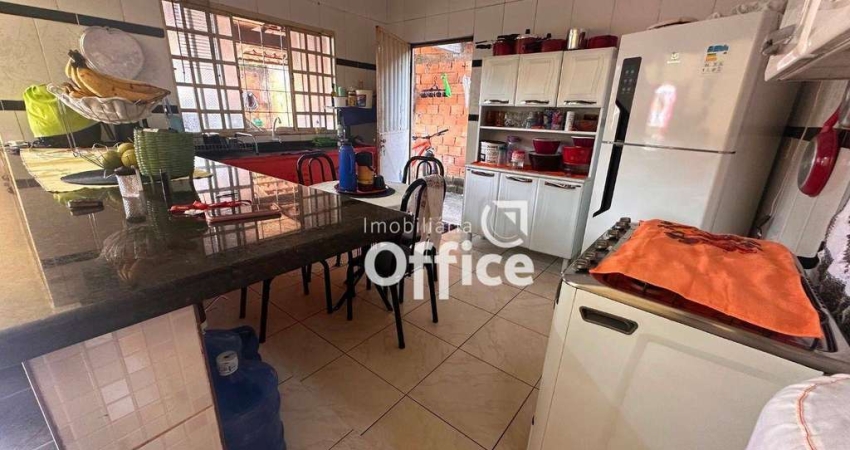 2 Casas com 267 metros à venda por R$ 420.000 - Vila Jayara - Anápolis/GO