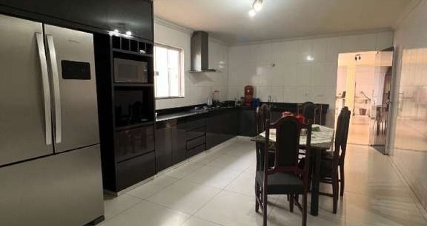 Casa com 3 quartos à venda, 330 m² por R$ 750.000 - Frei Eustáquio - Anápolis/GO