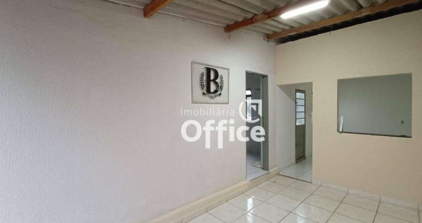 Sobrado com 3 dormitórios para alugar, 200 m² por R$ 3.000,00/mês - Vila Industrial - Anápolis/GO