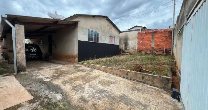 Casa com 4 Quartos, sala ampla, cozinha com balcao no marmore, garagem cobertaà venda, 97 m² por R$ 300.000 - Jardim Arco Verde 2ª Etapa - Anápolis/GO