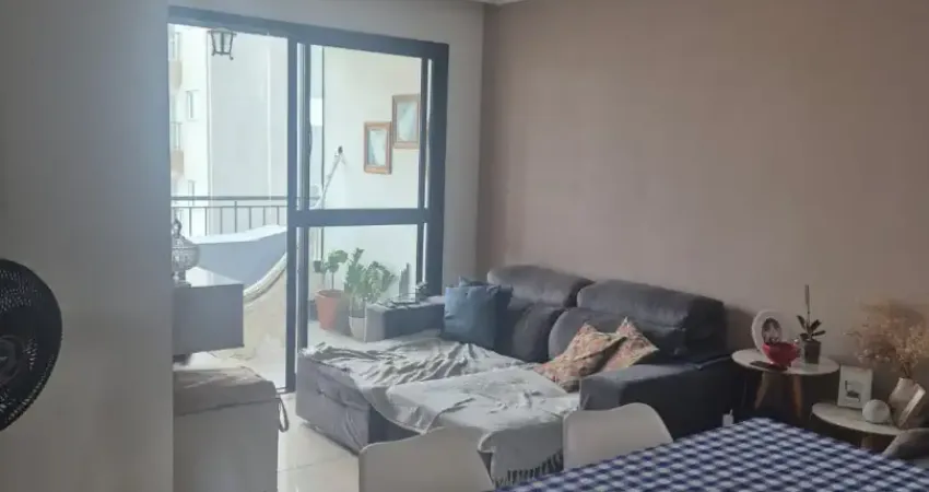 Lindo apartamento na penha com suíte e ampla sacada com vidro