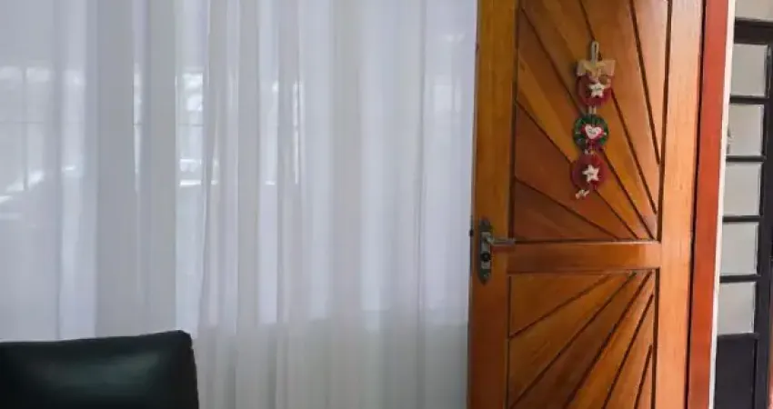 Casa térrea na penha perto do metrô e centro comercial da penha