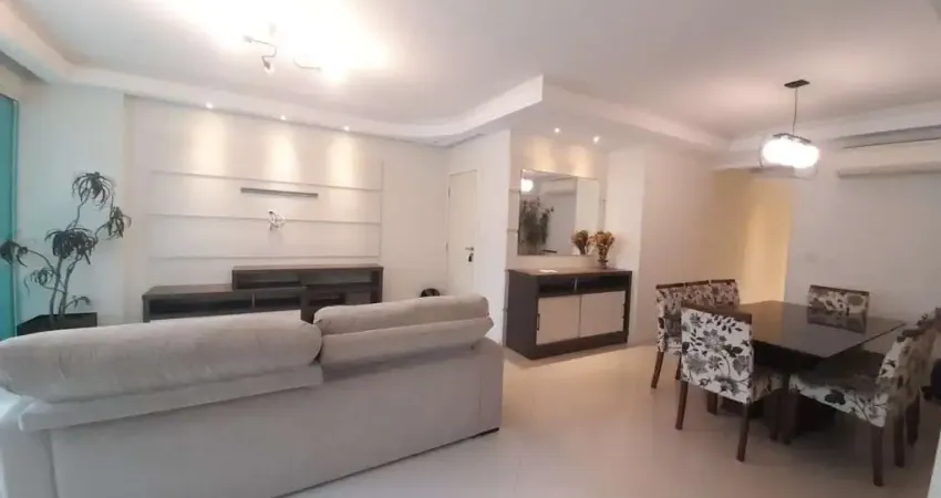 Apartamento com 3 quartos para alugar na Rua 222, 155, Centro, Itapema