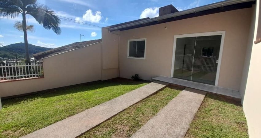 Casa com 2 quartos para alugar na Rua José Seibt, 695, Velha Central, Blumenau