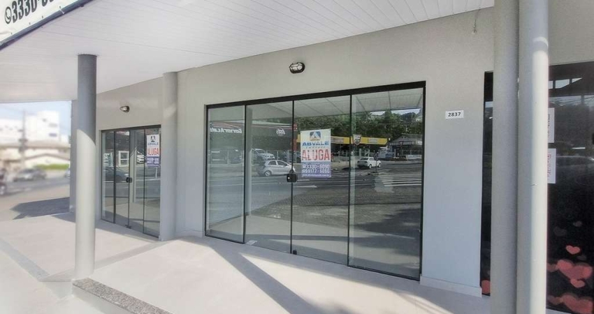 Sala comercial com 3 salas para alugar na Rua General Osório, 2837, Água Verde, Blumenau