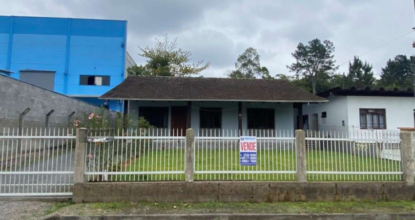 Casa com 3 quartos à venda no Testo Salto, Blumenau 