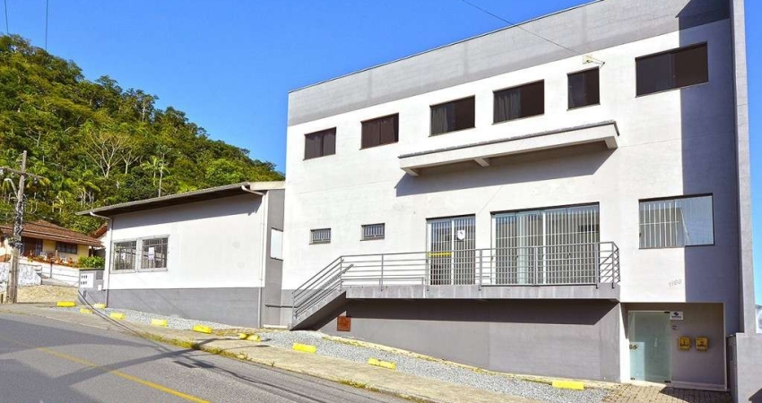 Apartamento com 2 quartos para alugar na Rua Água Branca, 1193, Salto Weissbach, Blumenau