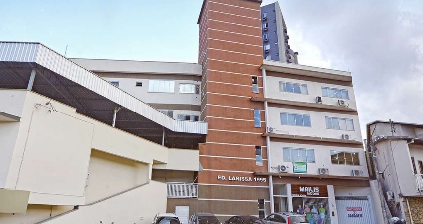 Ponto comercial com 1 sala para alugar na Rua General Osório, 1995, Água Verde, Blumenau