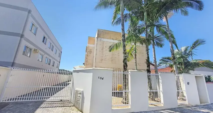 Casa em condomínio fechado com 3 quartos para alugar na Rua Eduardo Iaginski, 104, Velha Central, Blumenau
