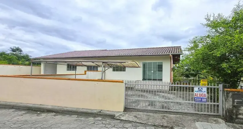 Casa com 2 quartos para alugar na Rua Elsa Brehmer, 45, Velha, Blumenau