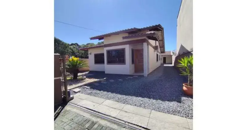 Casa em condomínio fechado com 2 quartos para alugar na Rua Agostinho Arthur Cardoso, 568, Espinheiros, Joinville